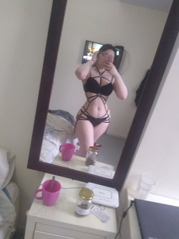 Candyrobbs - Leaked Content With Photos & Vides From Mega Nz